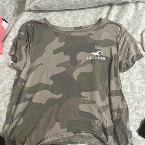 Hollister Easy Tee